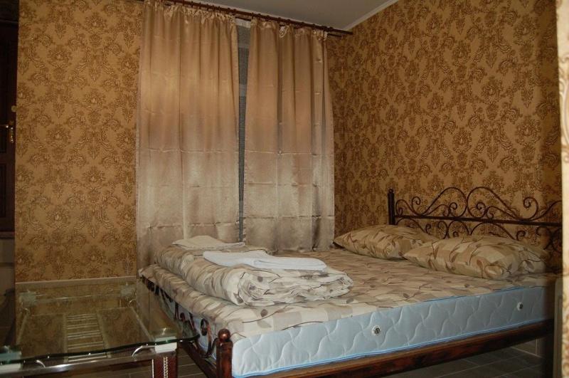 Apartment On Stepana Bandery 37 Постійне Електропостачання Lviv Eksteriør bilde