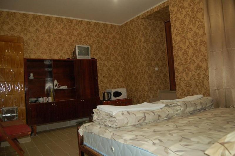 Apartment On Stepana Bandery 37 Постійне Електропостачання Lviv Eksteriør bilde