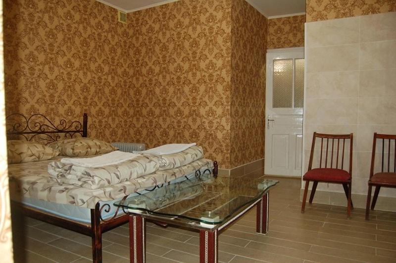 Apartment On Stepana Bandery 37 Постійне Електропостачання Lviv Eksteriør bilde